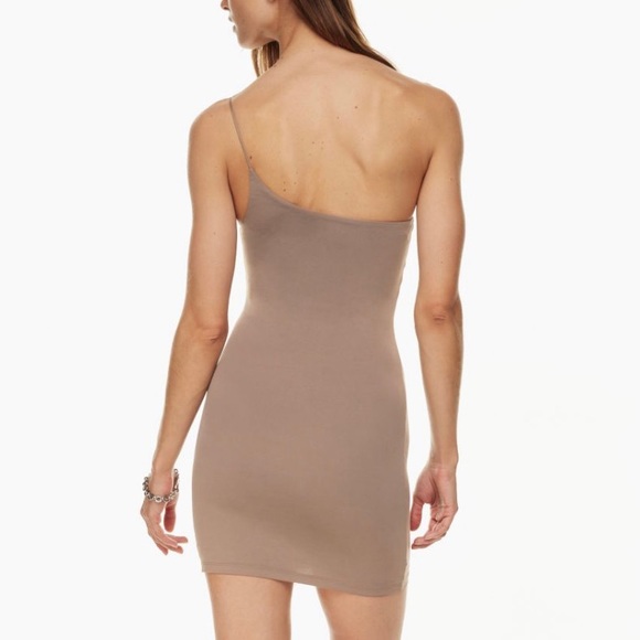 Aritzia Contour One-Shoulder Dress - Picture 2 of 3